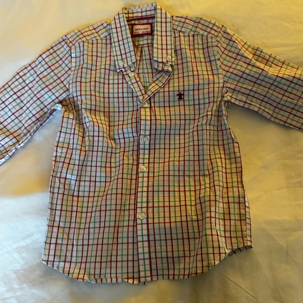 Neck &Neck boys long sleeve button down shirt (like new) size 4-5
